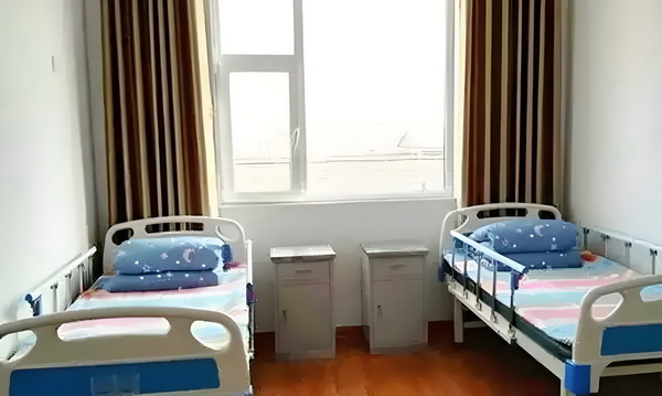 散修八荒